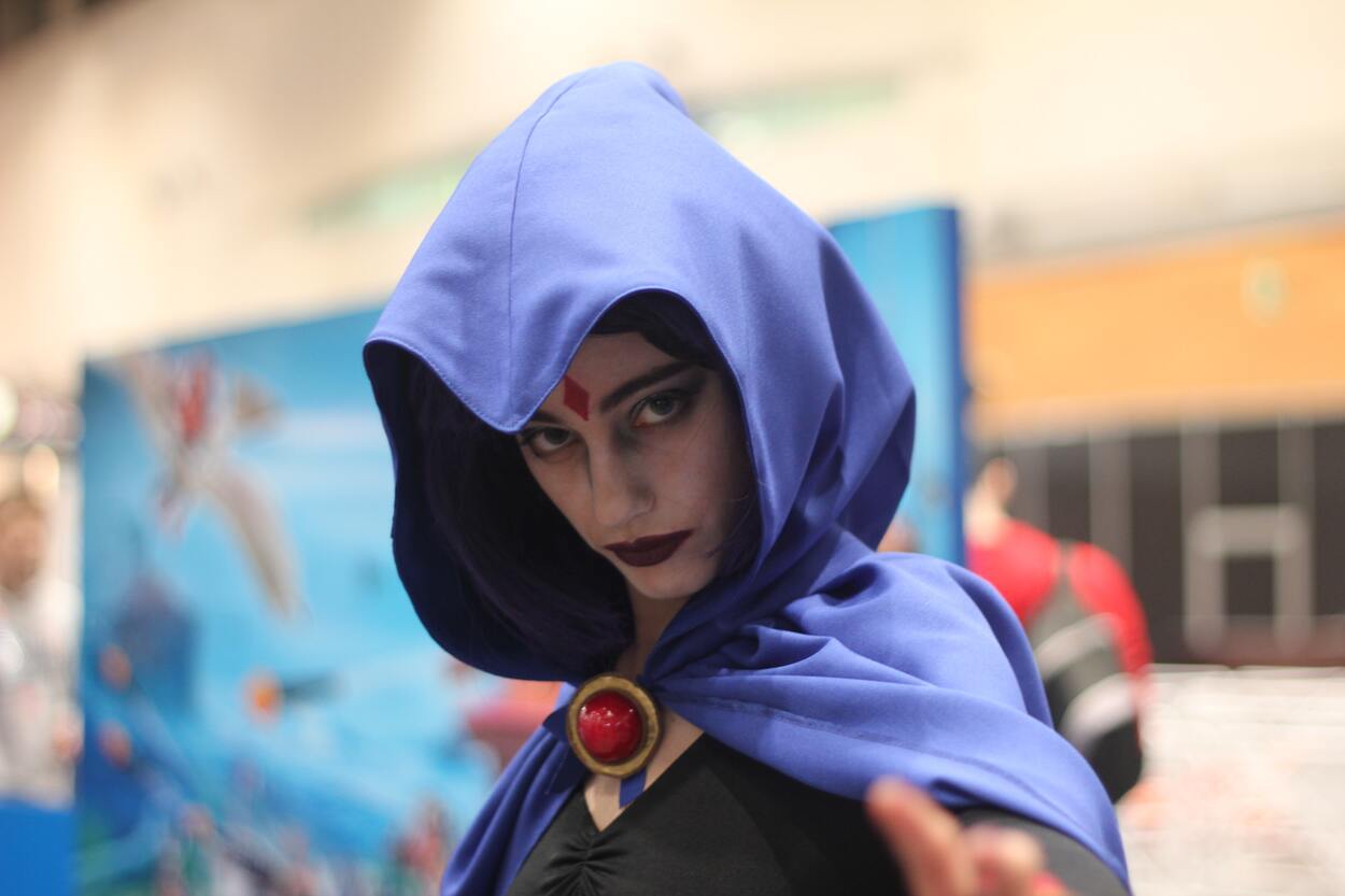 Raven (a character from DC comics) cosplay